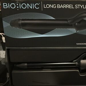 Bio Ionic long barrel styler